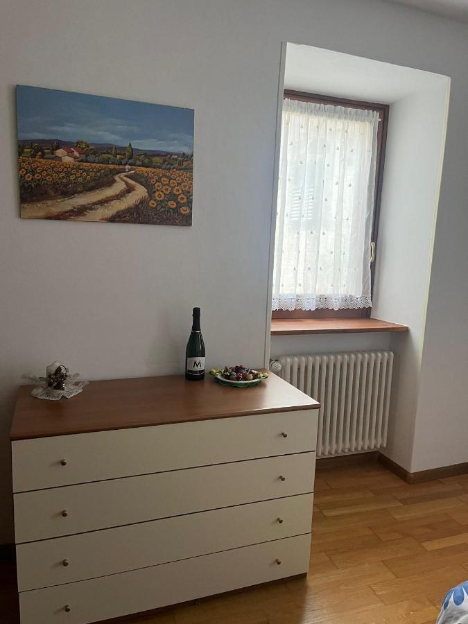 Casa Romy Appartement Rovere della Luna Buitenkant foto