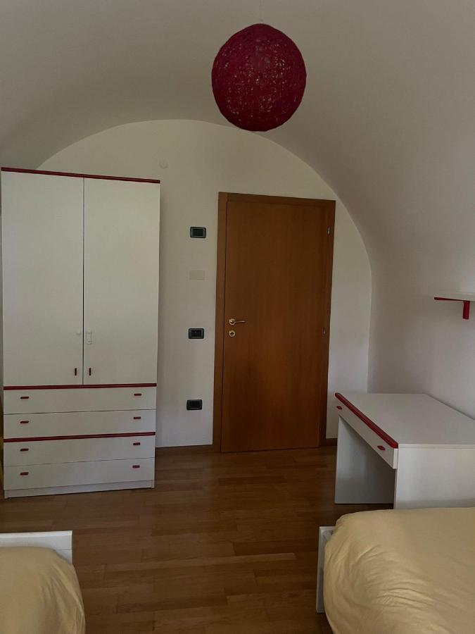 Casa Romy Appartement Rovere della Luna Buitenkant foto